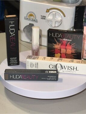 HUDA BEAUTY Coral Obsessions Eyeshadow Palette Foundation and more